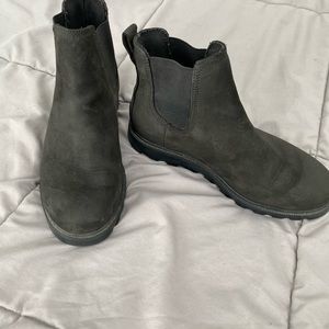Sorel Womens Suede Booties size 6.5M